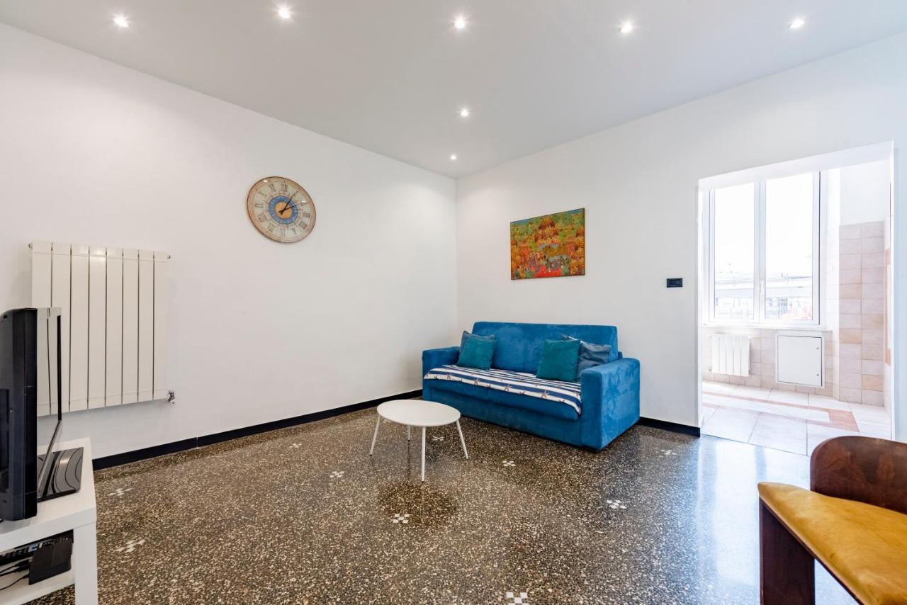 Sunny Flat Next To The Palace Appartamento Genova